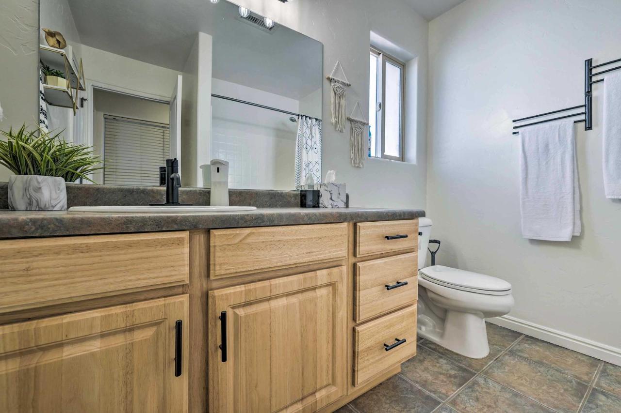 Modern Page Retreat With View, 9 Mi To Wahweap Beach Villa Exterior foto